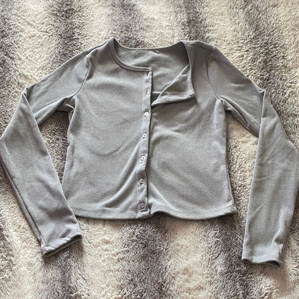 4/$30 Long Sleeve Button Cardigan in Light Gray